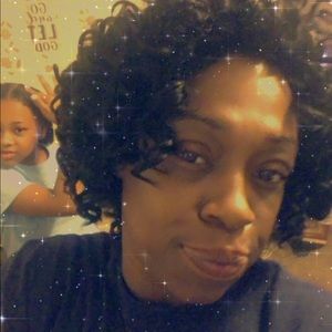 Meet your Posher, Marcia